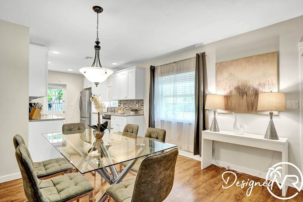 Фото Amazing 4br with Private Heated Pool