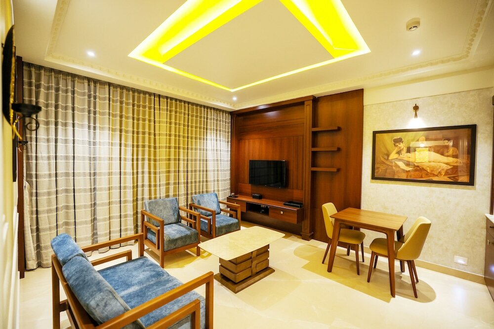 Фото Aj Grand Hotel