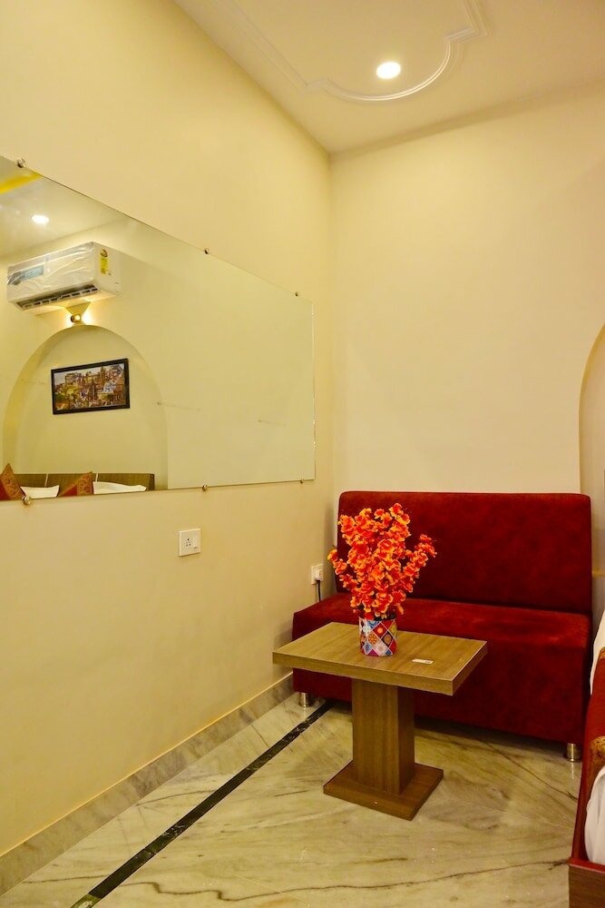 Фото Bluebells Varanasi