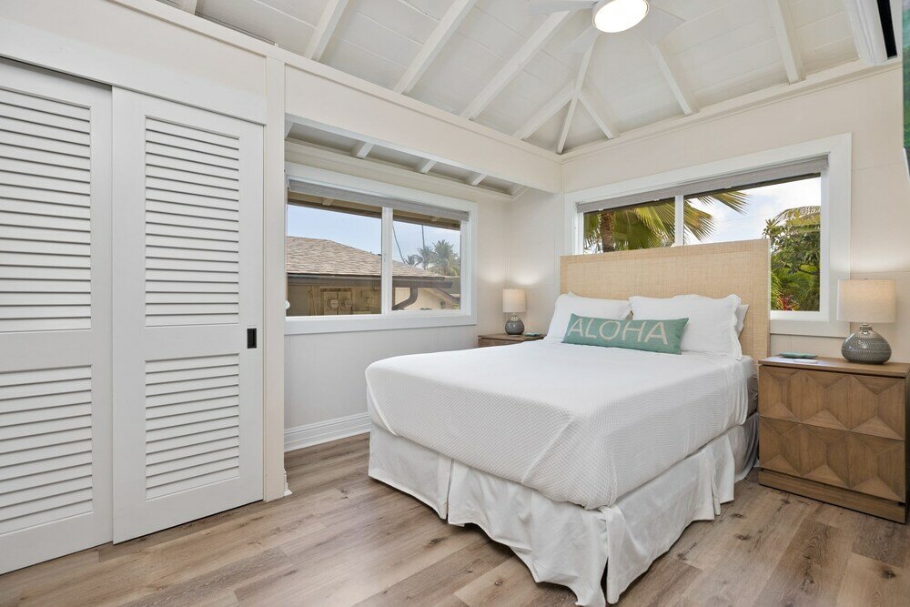 Фото Hale Oahu Cottage by Avantstay Stunning Beachfront Estate!