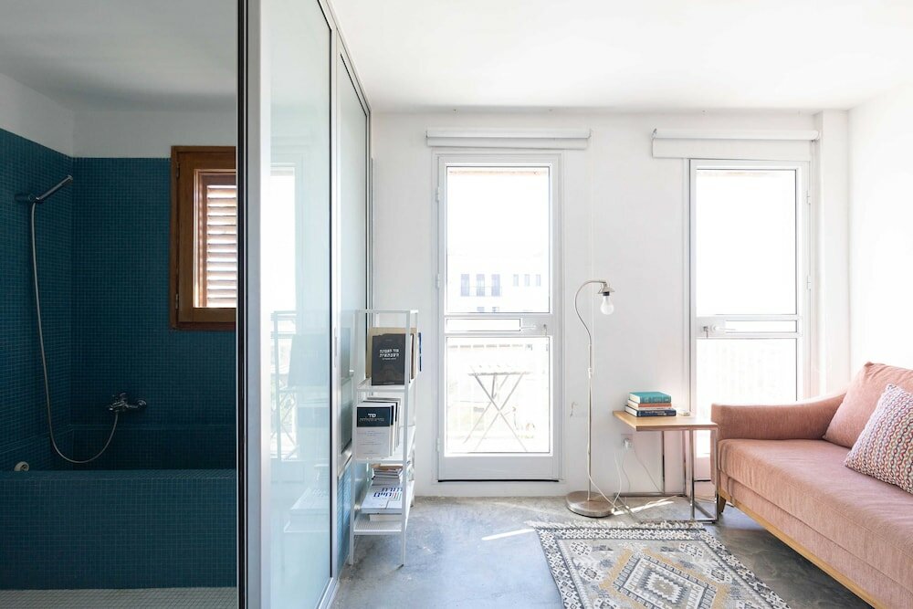 Фото Secret Garden by Tlv2rent