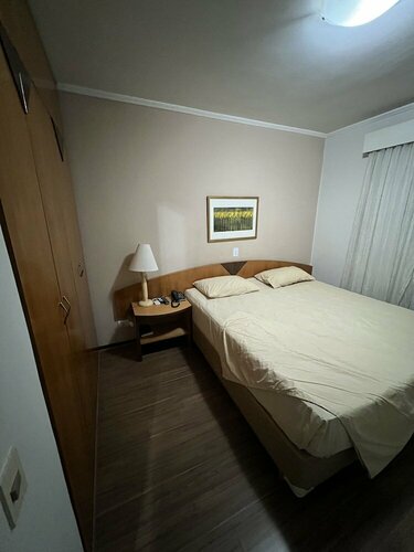 Гостиница Flat Lamenha Lins в Куритибе