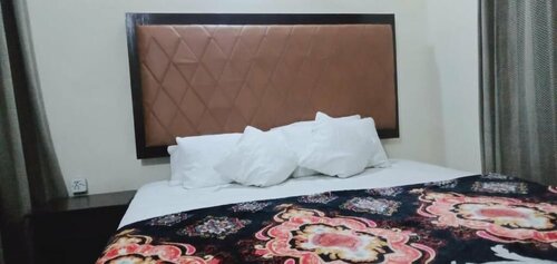 Гостиница Homewood Suites в Лахоре
