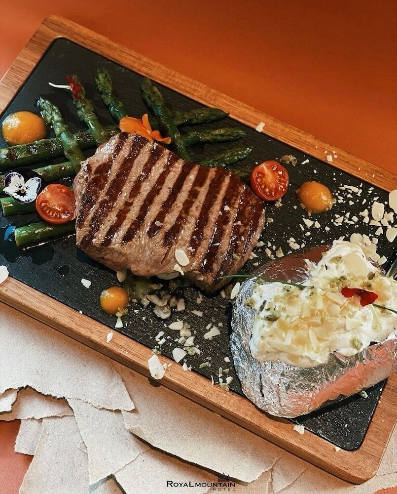 Фото Hotel Royal Mountain