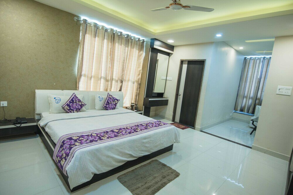 Фото Hotel Mayur Palace