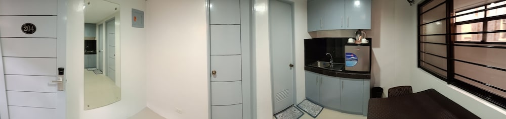 Фото Star DeMakati Transient Inn