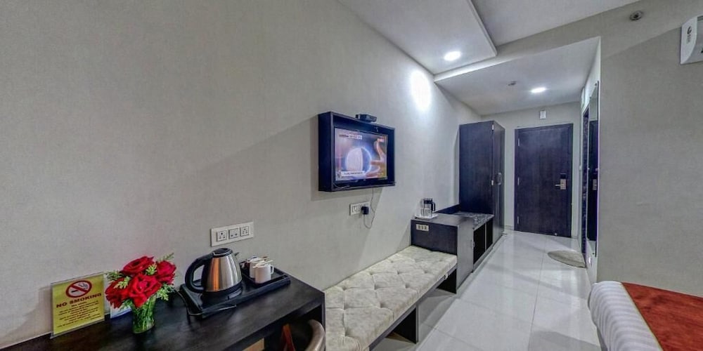 Фото The Aanandam Hotel Resort