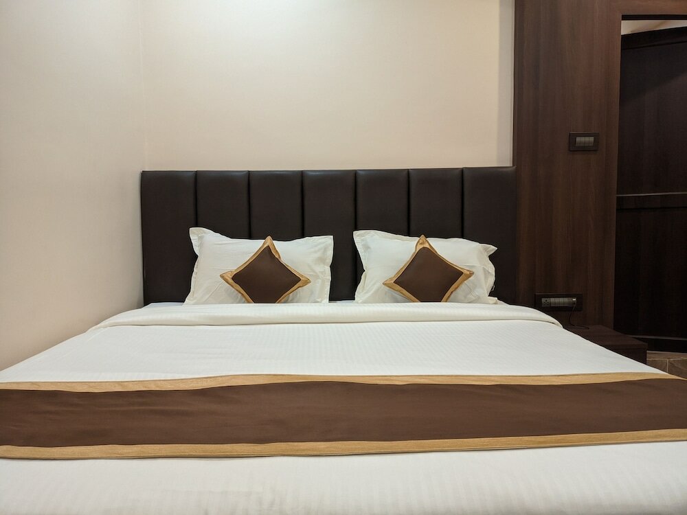 Фото Hotel Relax - Nagaon