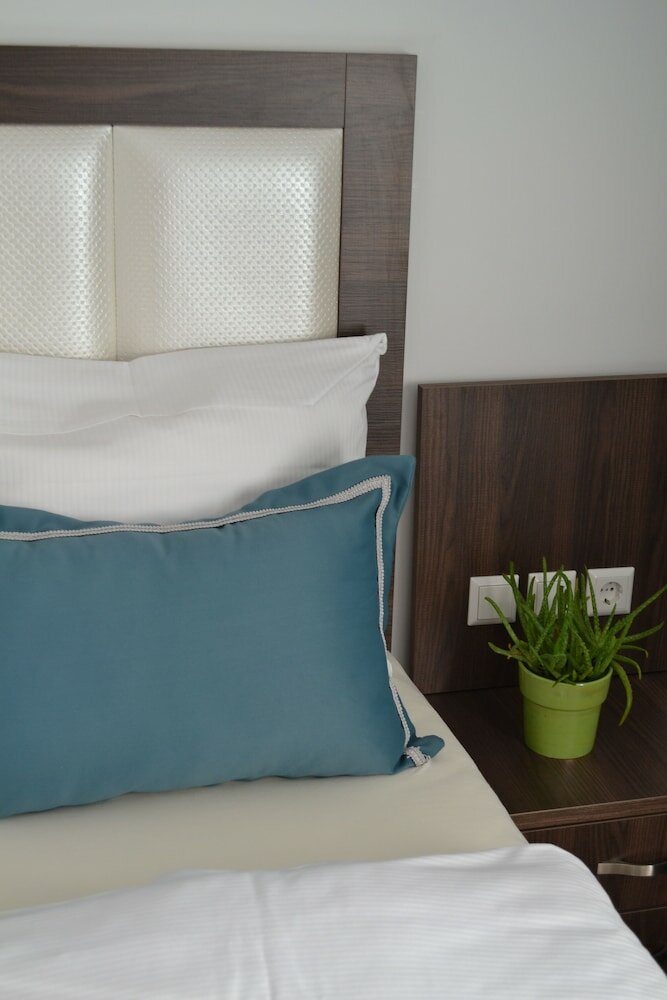 Фото Myrsini Hotel