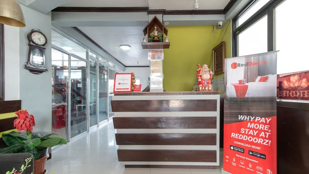 Фото RedDoorz near Robinsons North Tacloban