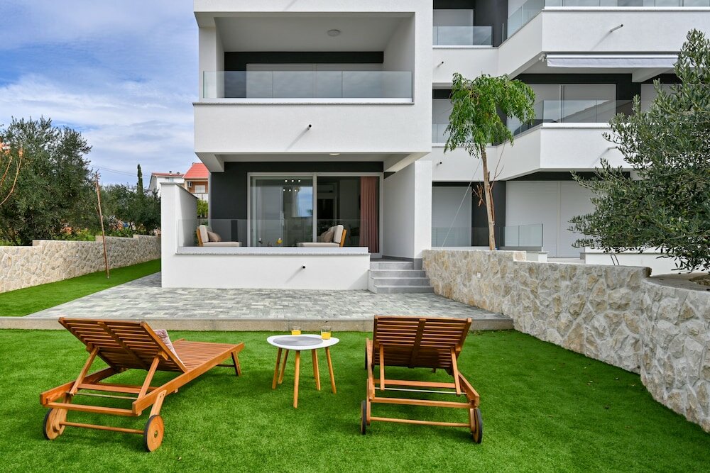 Фото Imperial Apartment with Private Pool