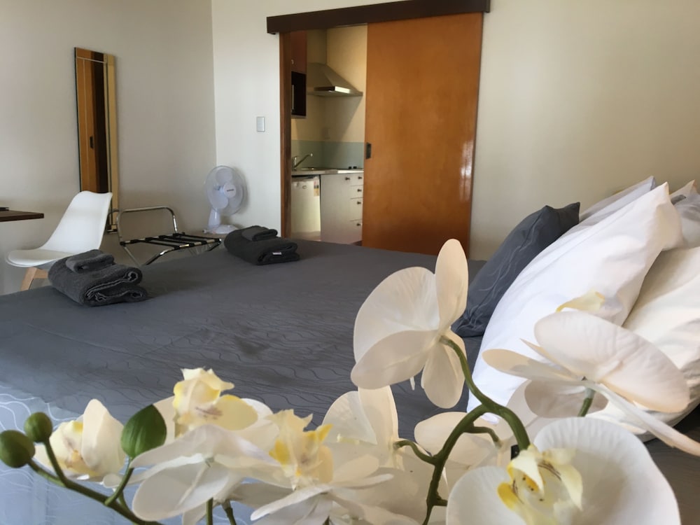 Фото Half Moon Bay Motel