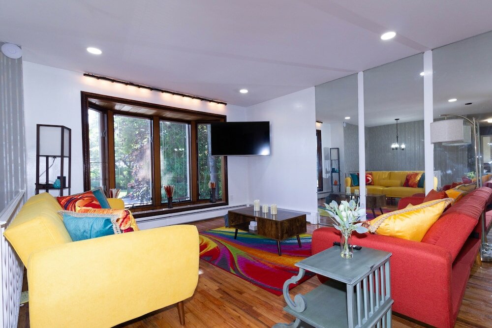 Фото Cheerful & Beautiful 3-Bedroom Ranch