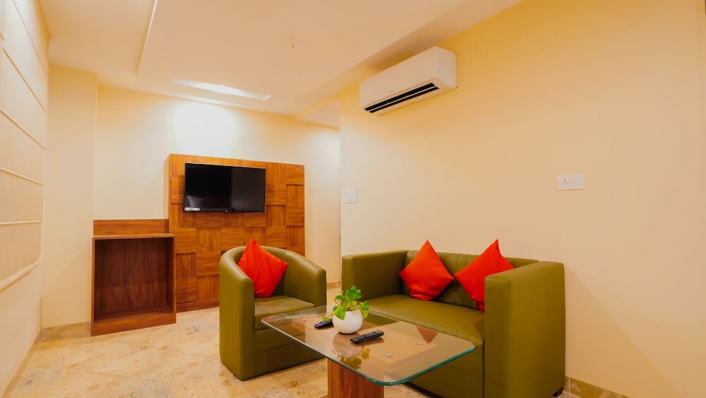 Фото Sanskar Prime Hotel