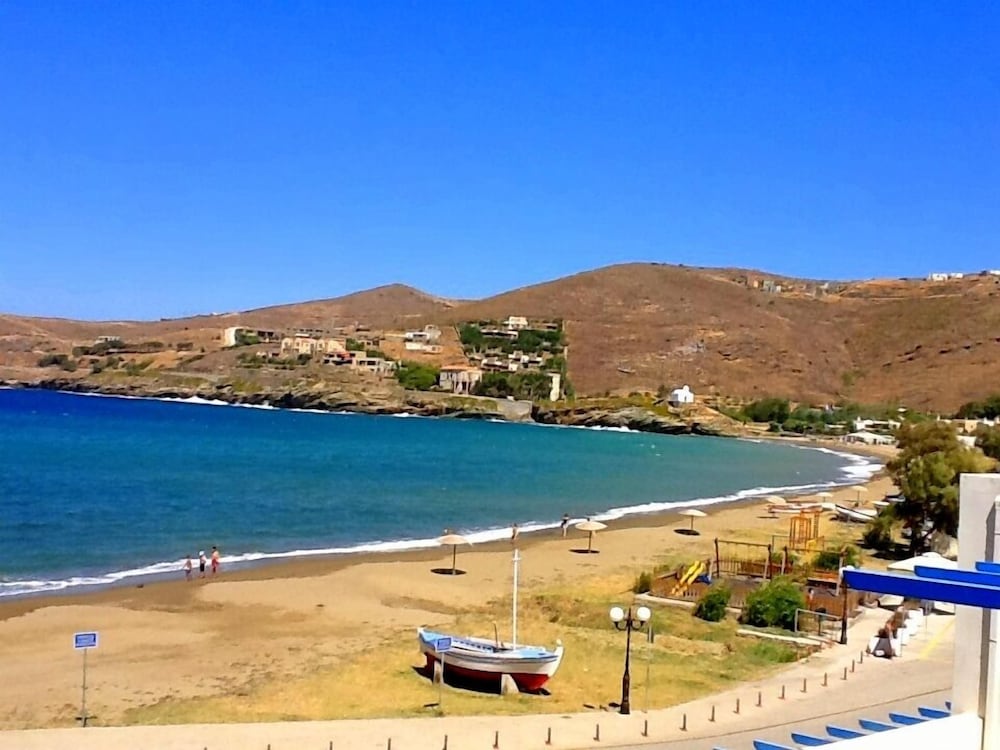 Фото Hotel Karthea