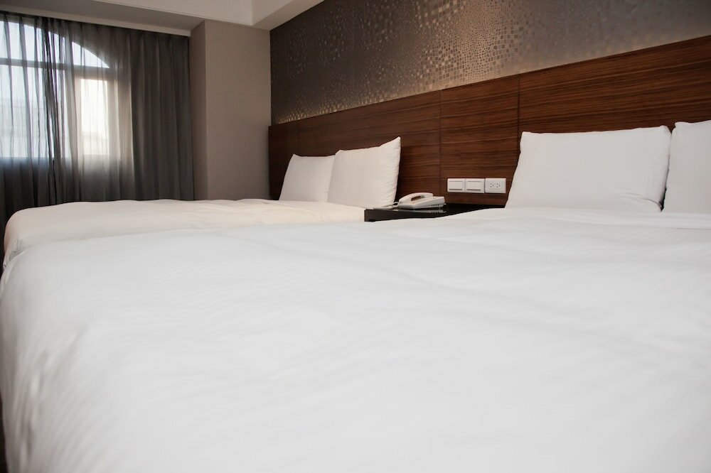 Фото Kdm Hotel