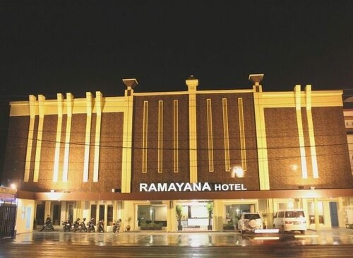 Гостиница Ramayana Hotel в Макасаре