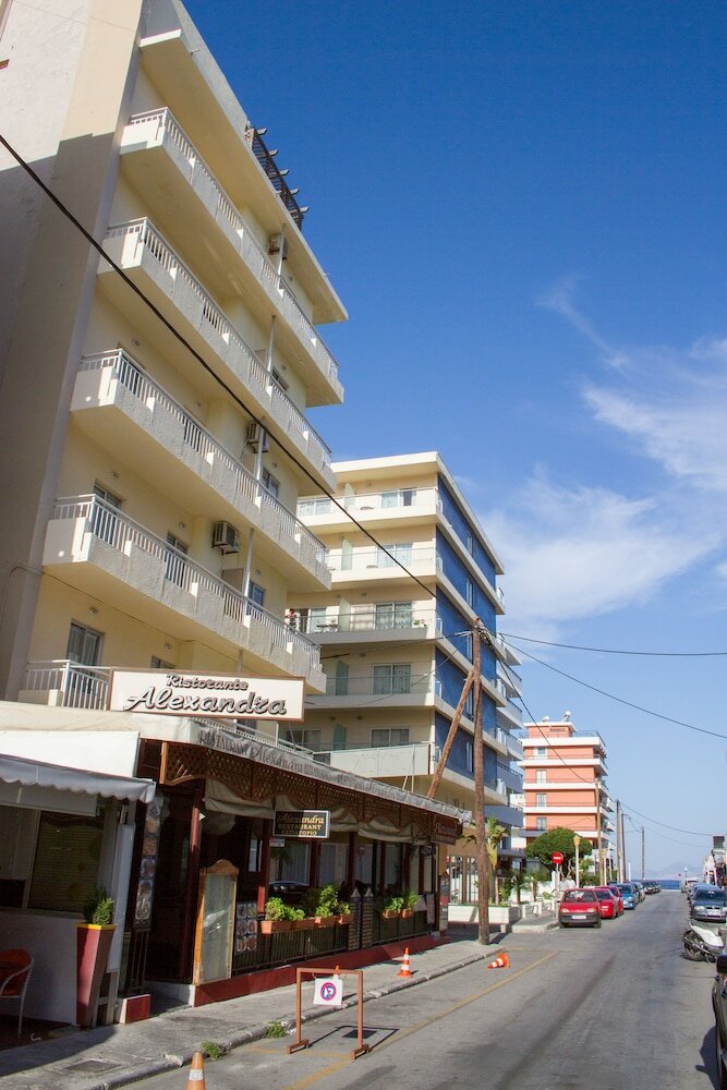 Фото Vassilia Hotel