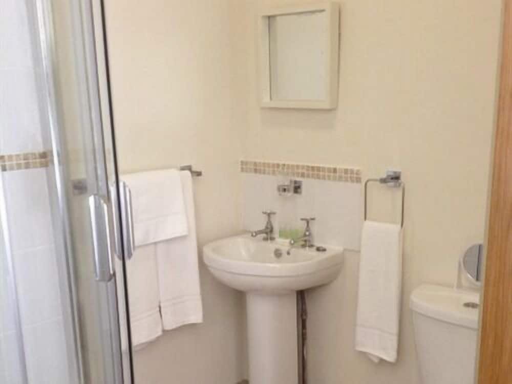 Фото The Cross Keys Inn