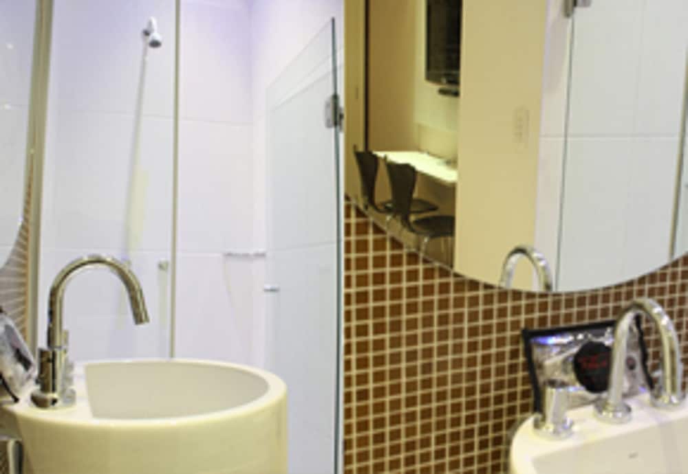 Фото Flex Inn Hotel - Adults Only