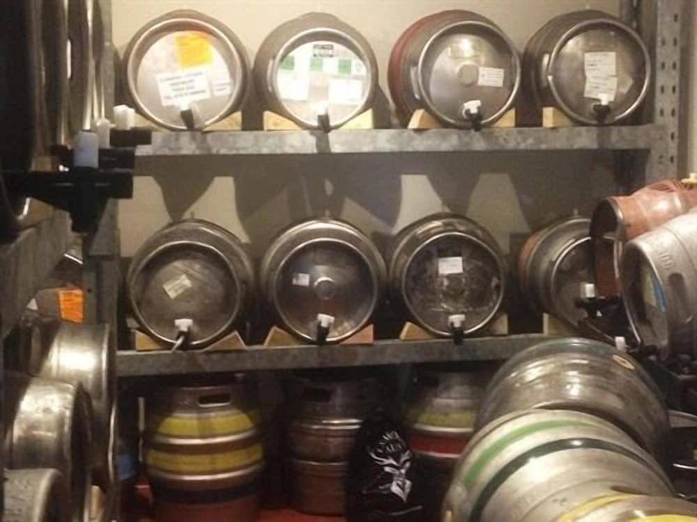 Фото The Cross Keys Inn