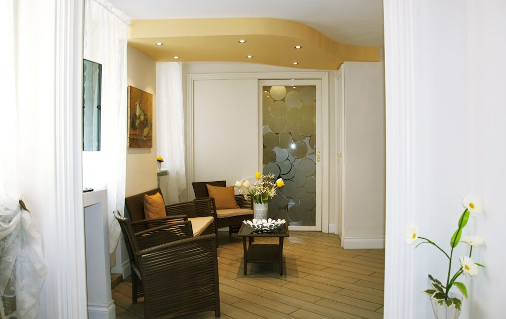 Фото 174 VIA Roma