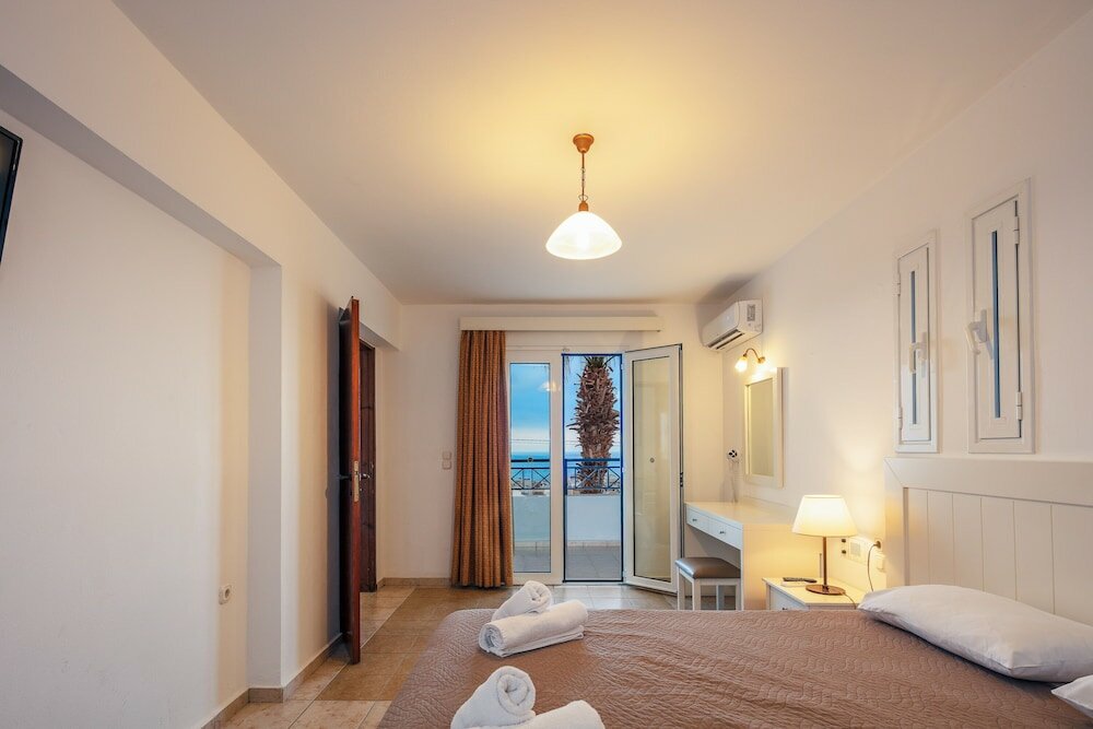 Фото Koni Village Hotel