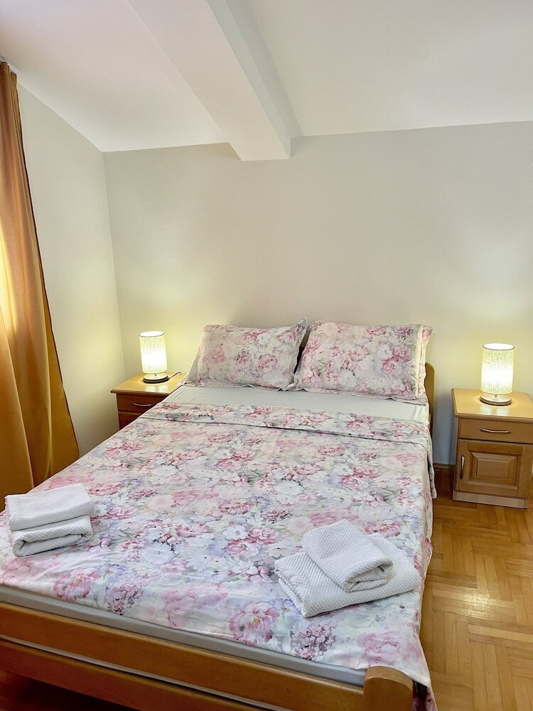 Фото Apartments Elena