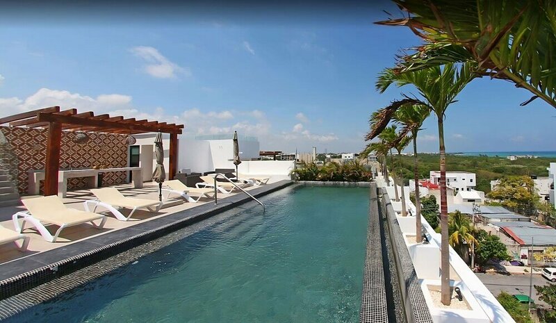 Гостиница Cozy 5th Avenue Apartment with roof pool by 369 в Плая-дель-Кармен