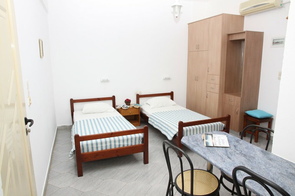 Фото ILissos Apartments