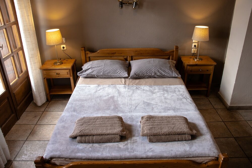 Фото Hotel Defkalion