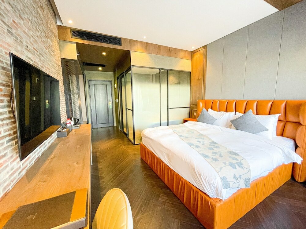 Фото The H Hotel Phnom Penh