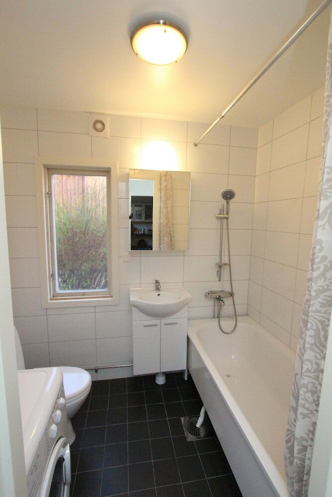 Фото The Sundeck-a romantic apt in Tallkrogen