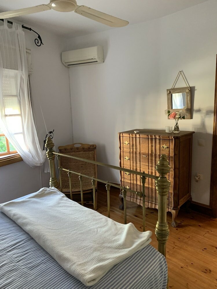 Фото Roditses Beach sea front Apartments