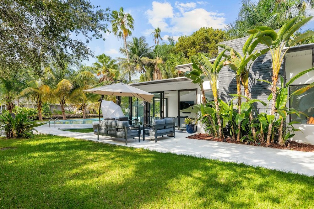 Фото Spacious Brand New 3bd Family House