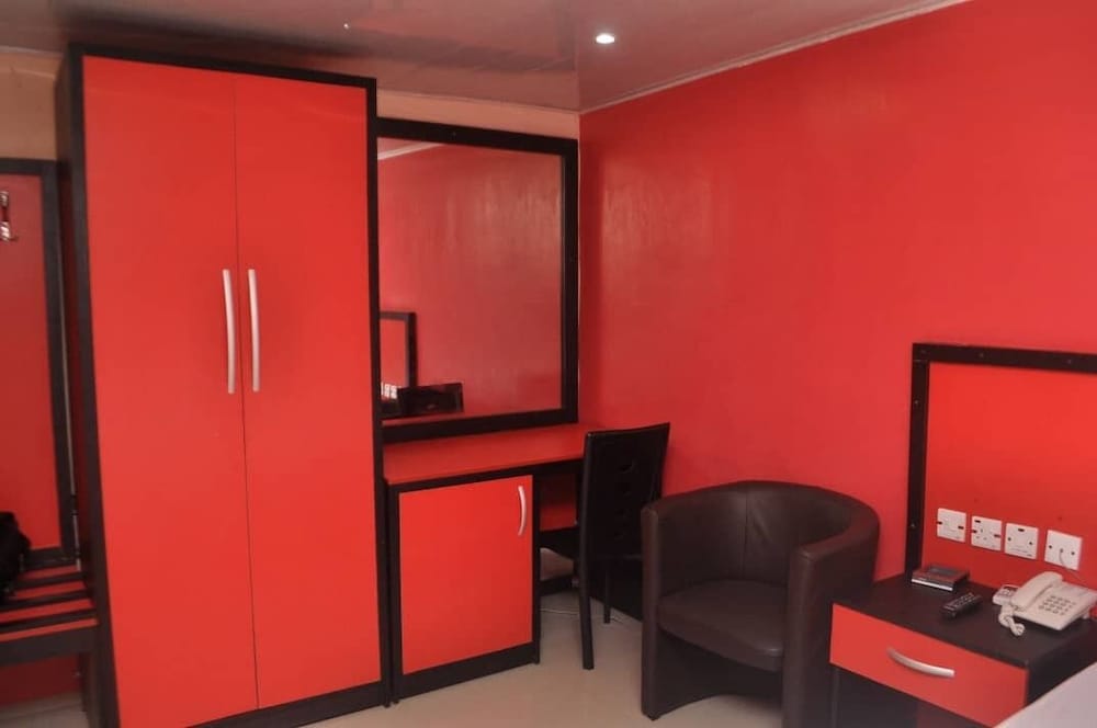 Фото Labake Cottage Hotel