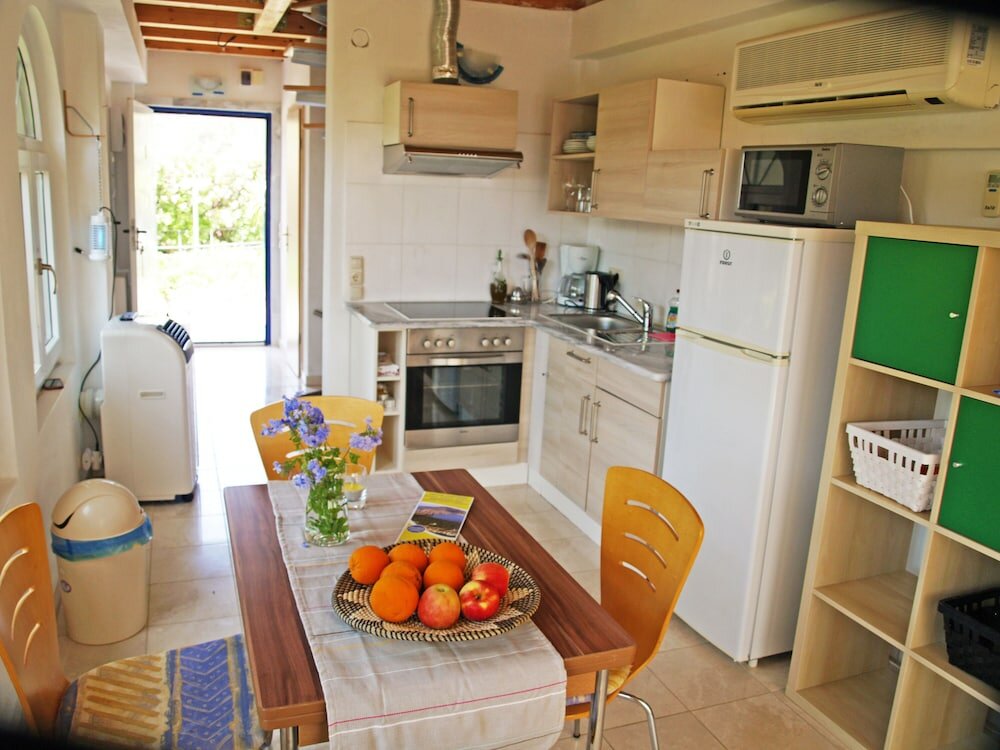 Фото Perikles Hills