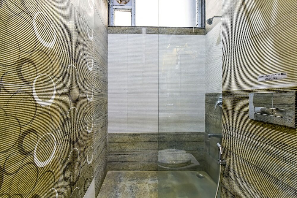 Фото Fabhotel The Castle Homestay