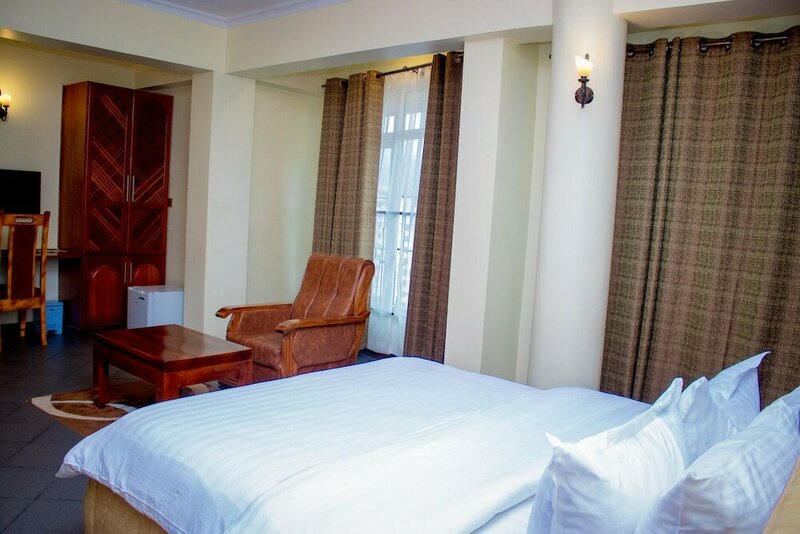 Гостиница Seven Skies Hotel в Аруше