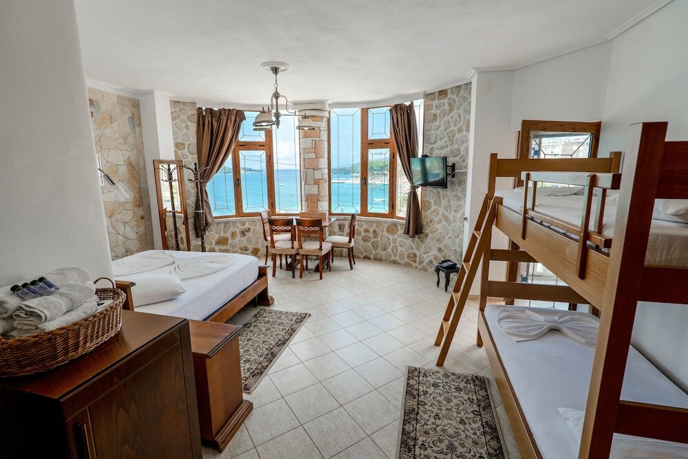 Фото Hotel Castle