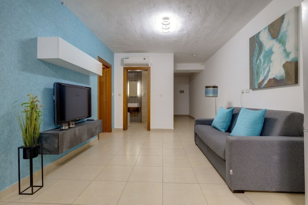 Фото Sliema Tigne Suites