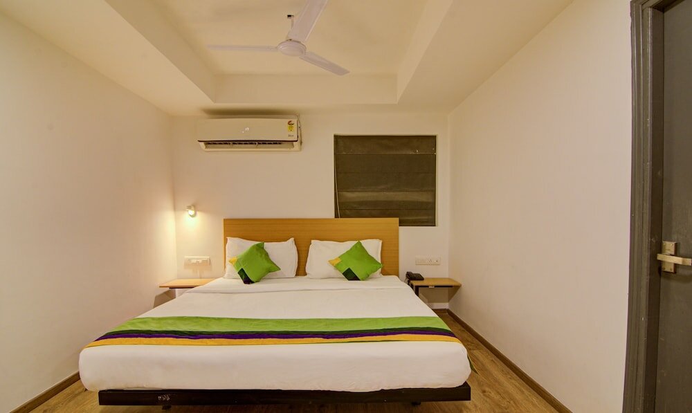 Фото Treebo Trend Apple Tree Express Airport