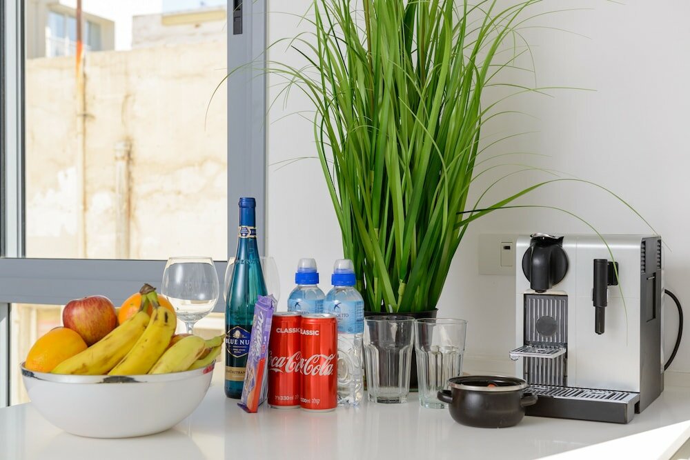 Фото Spacious Modern Apt 1 Step To Beach