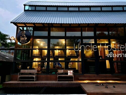 Uncle Hostel