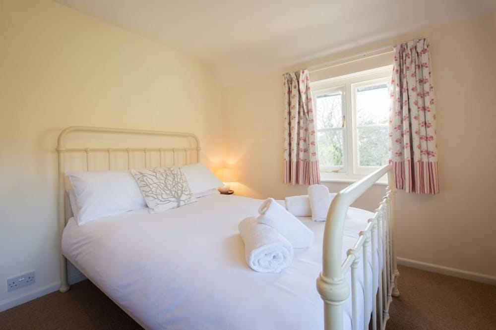 Фото Church Cottage