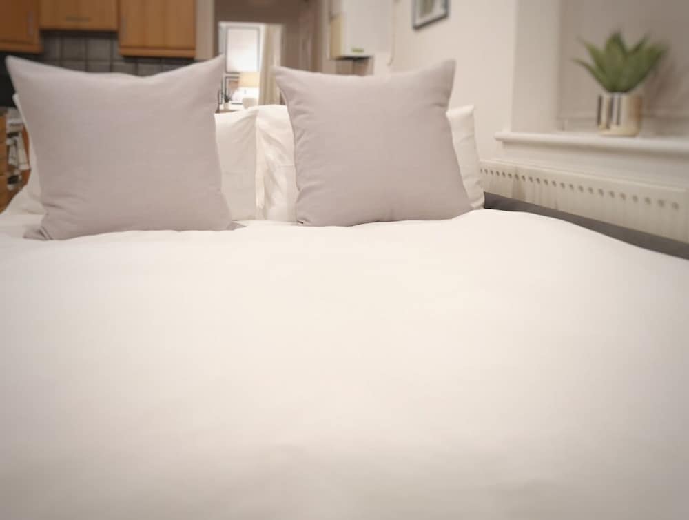 Фото Charming Oxford Apartments