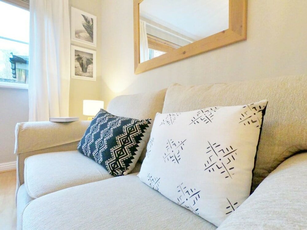 Фото Central Spacious & Stylish Apartment