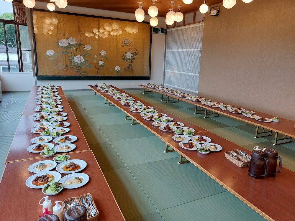 Фото Rokumeikan Hills