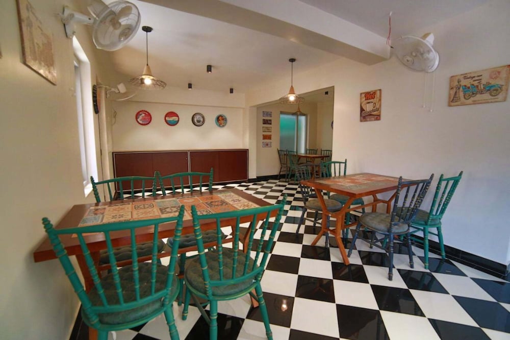 Фото Отель Marigold Mount Abu with Swimming Pool