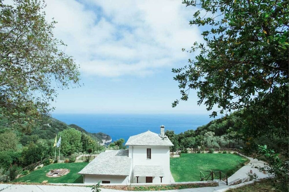 Фото Villa Mylopotamos